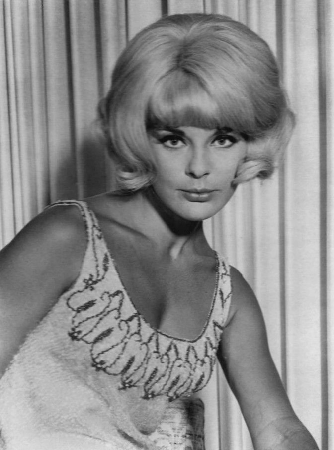 Nie żyje Elke Sommer, gwiazda „Różowej Pantery”