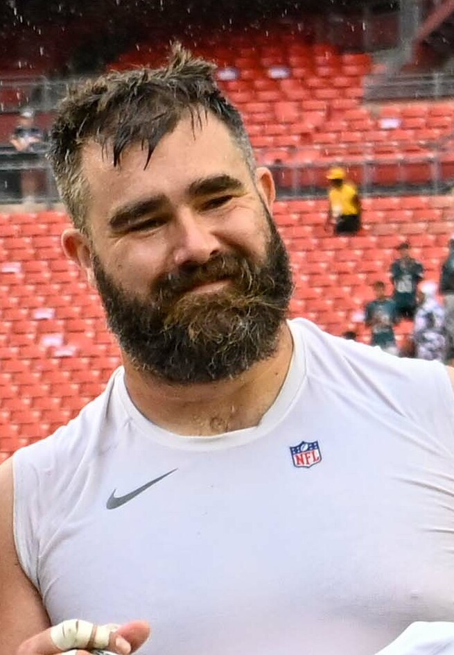 Jason Kelce próbuje sił w zapasach sumo w Teksasie